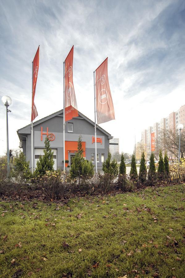 H31 Aparthotel Poznan Exterior photo